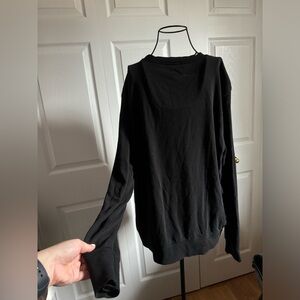 Black crew neck sweater